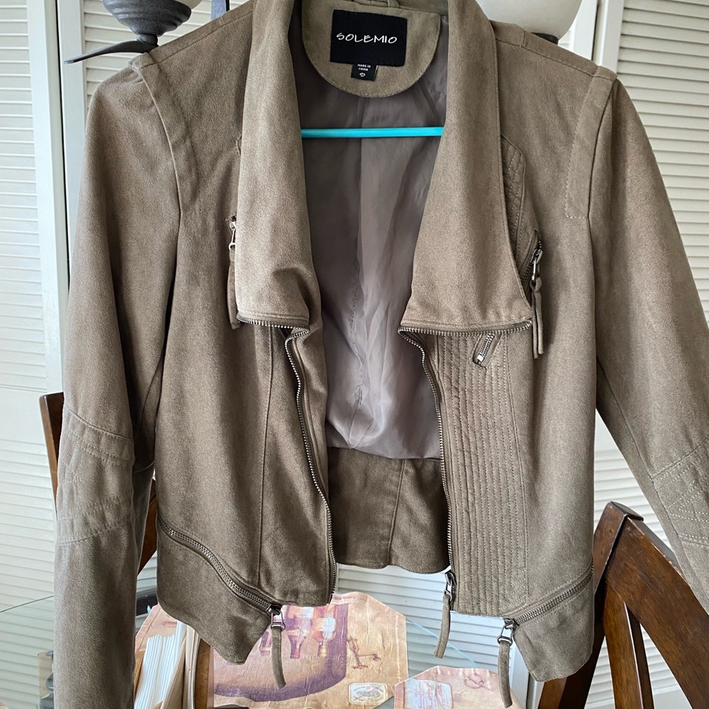 Jacket by Solemio